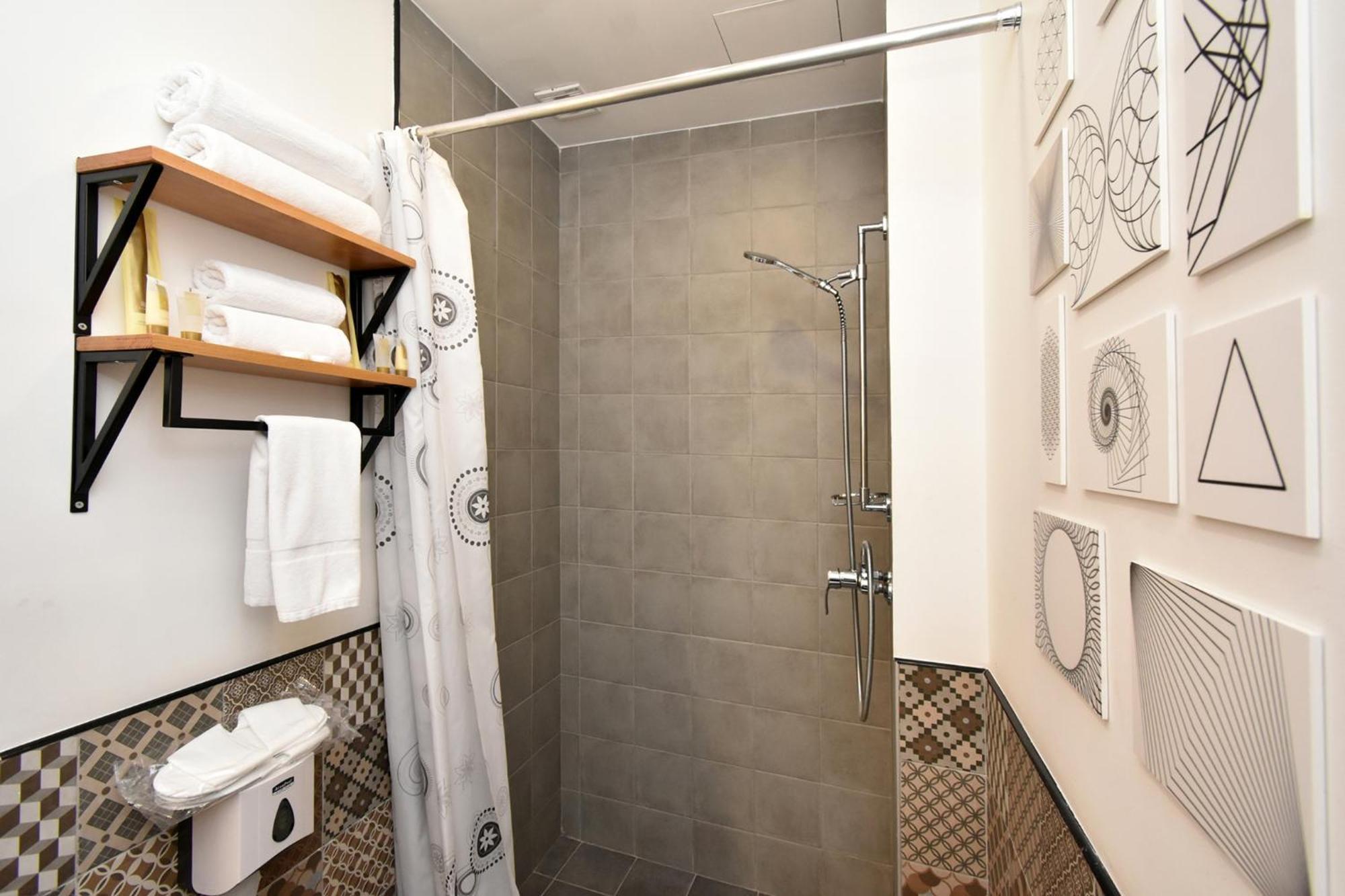 In City Hotel Erivan Dış mekan fotoğraf