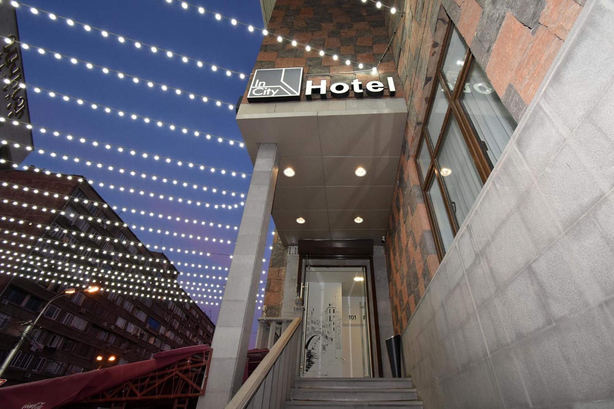 In City Hotel Erivan Dış mekan fotoğraf